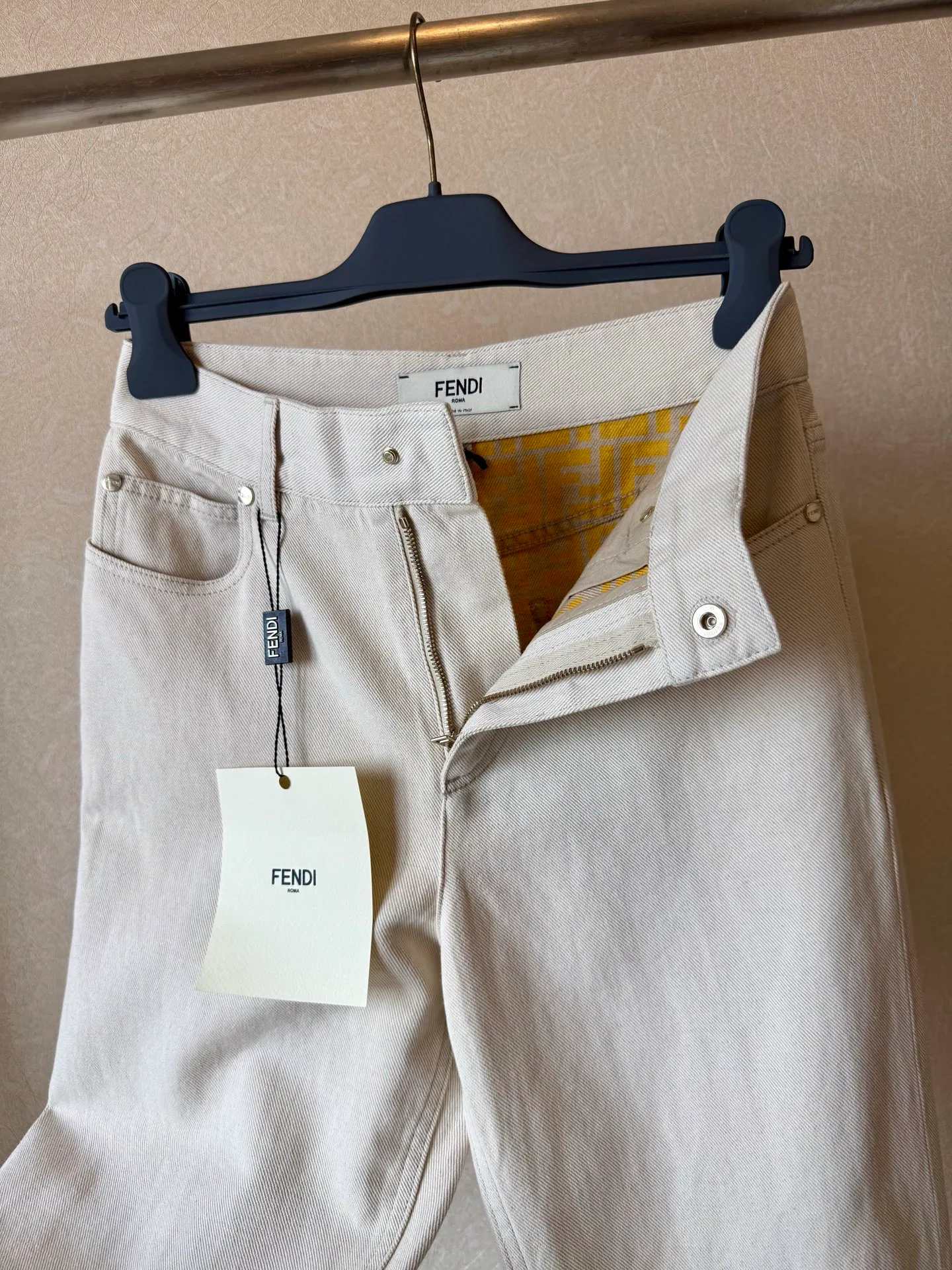 Брюки Женские Fendi 13356670