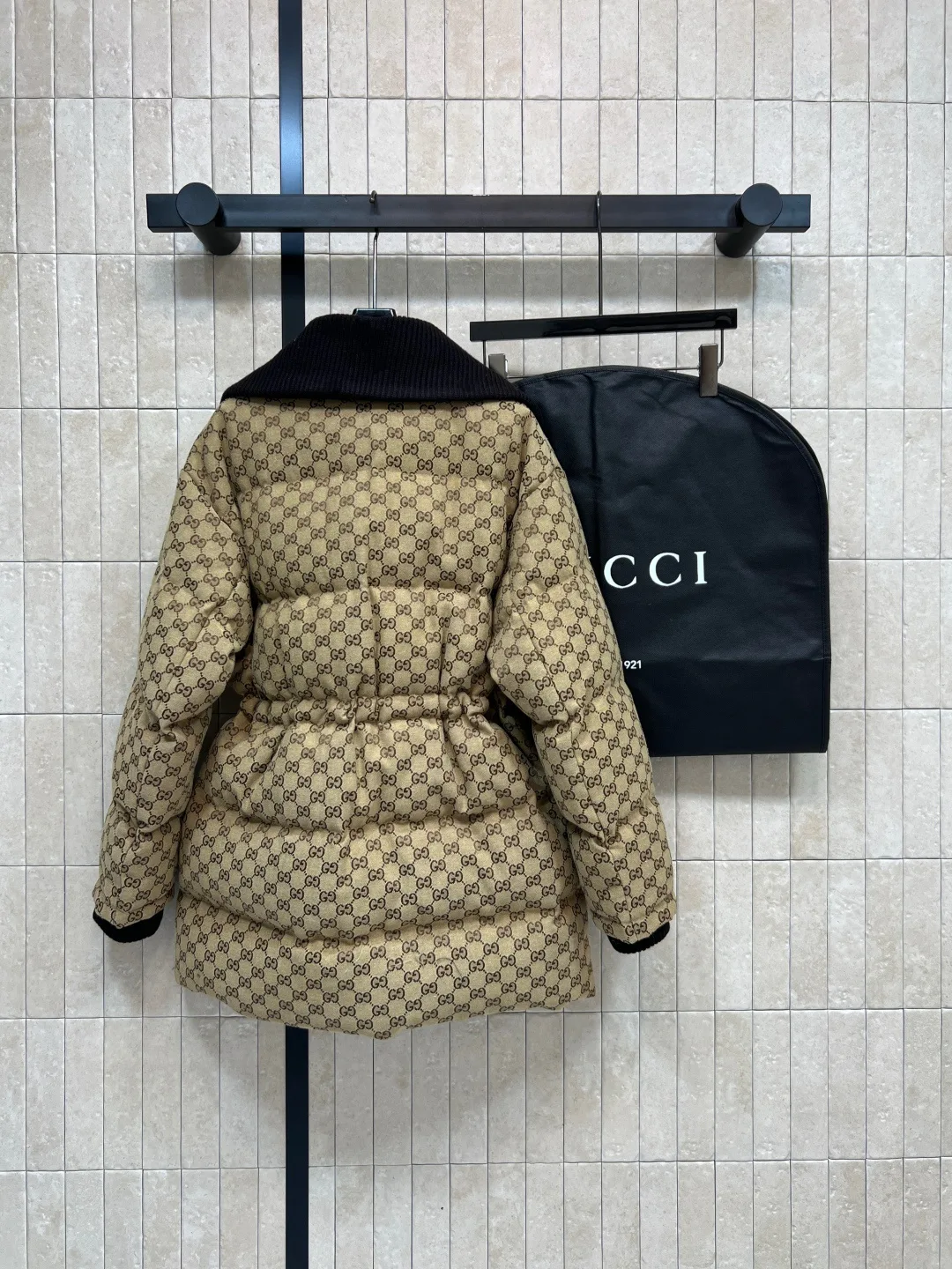 Пуховики Женские Gucci 245532