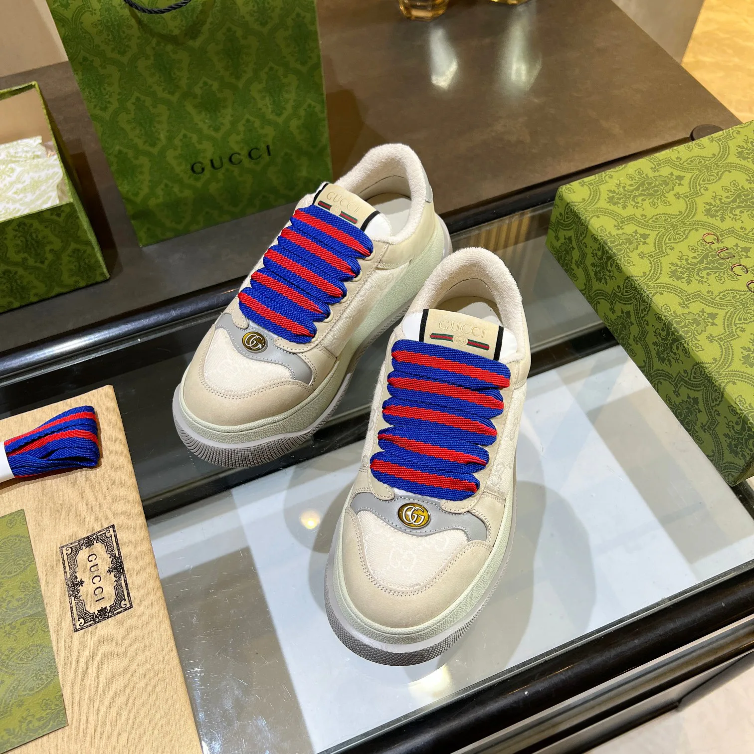 Кроссовки Женские Gucci 17955441