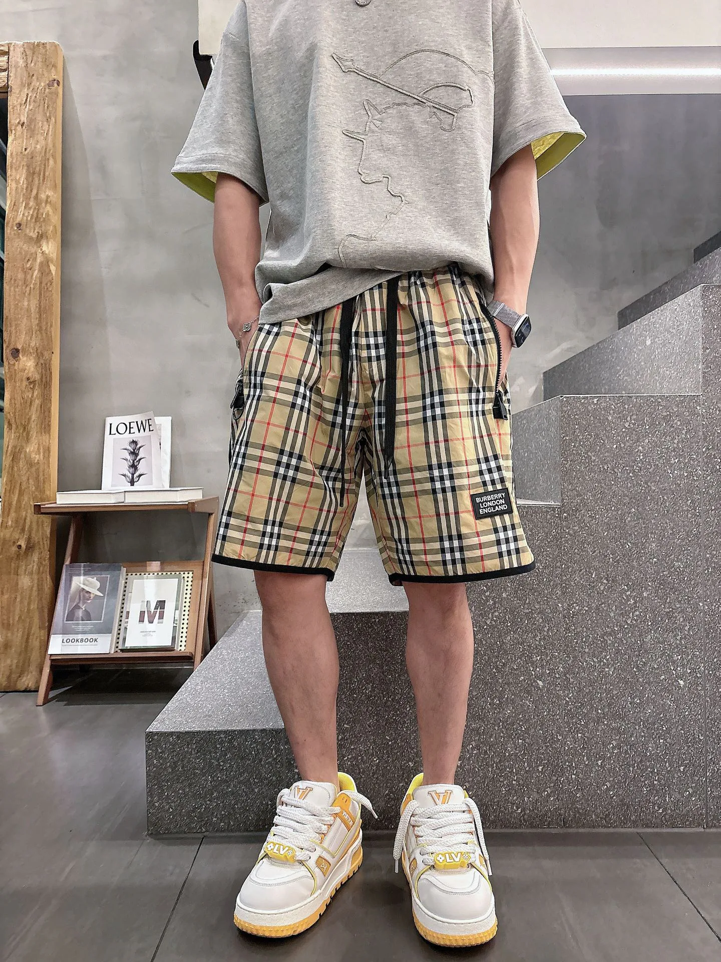 Шорты Мужские Burberry 13479637