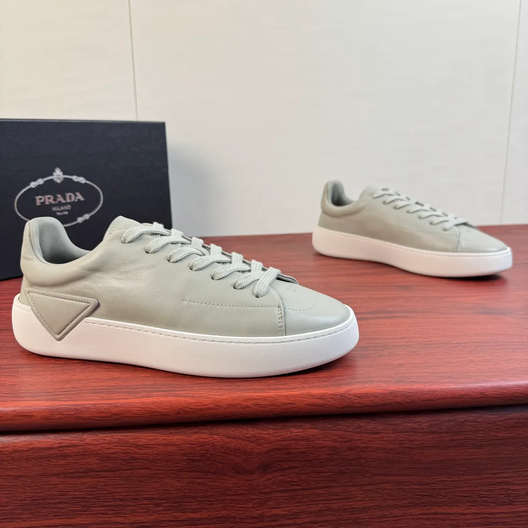 Кроссовки Мужские Prada 16935028