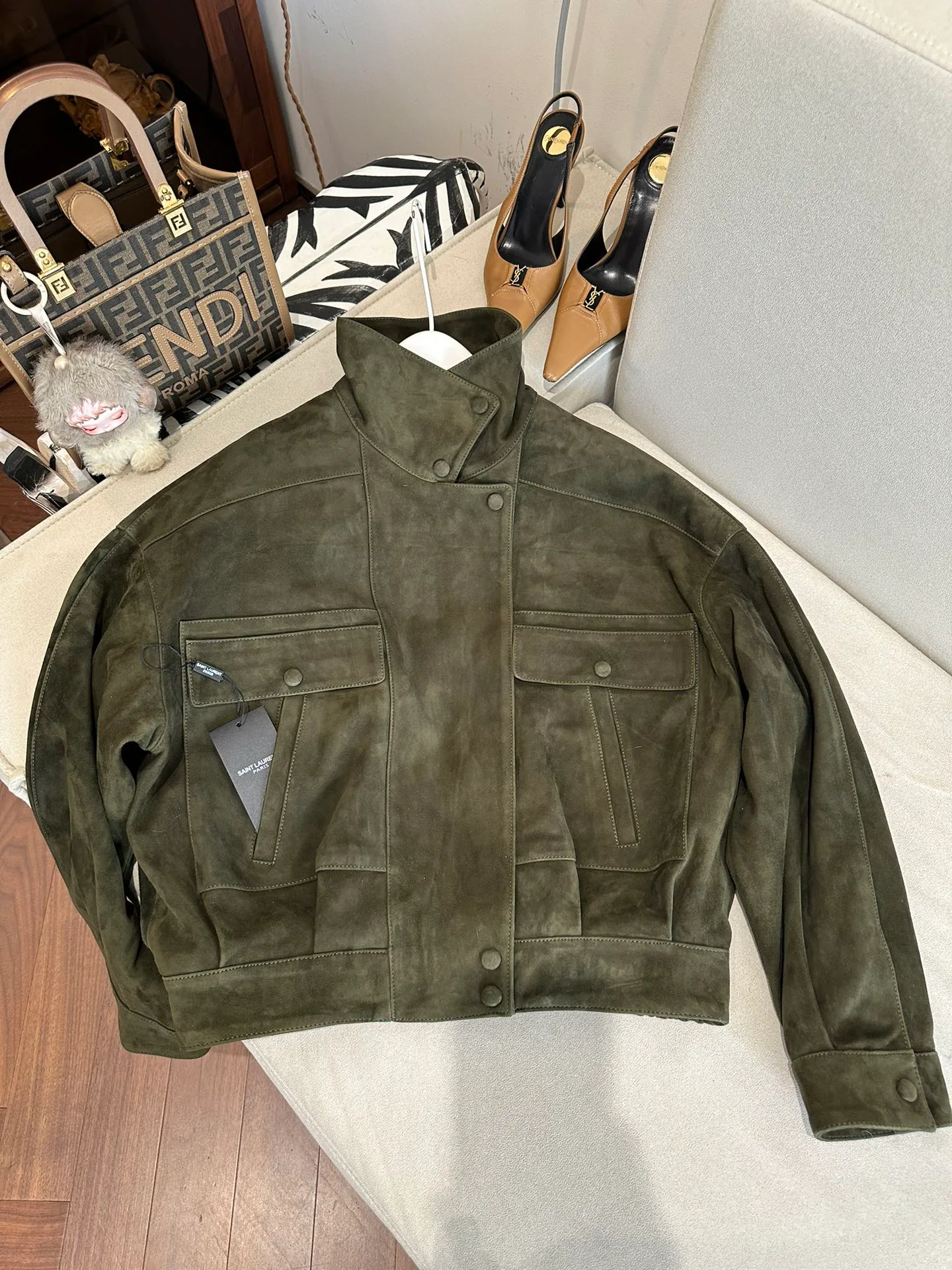 Кожаные Куртки И Дублёнки Женские Saint Laurent 11814034