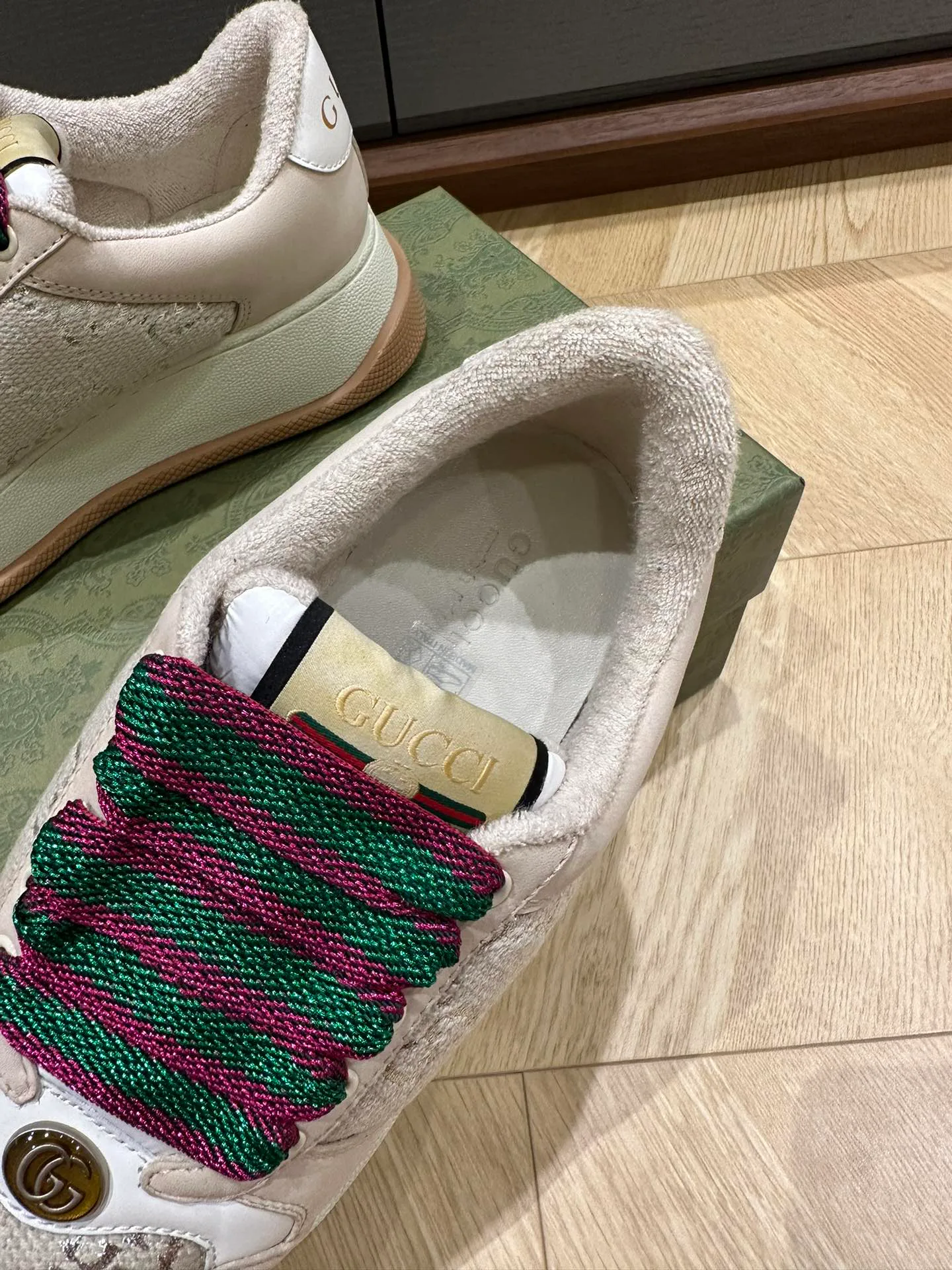 Кроссовки Женские Gucci 1331223