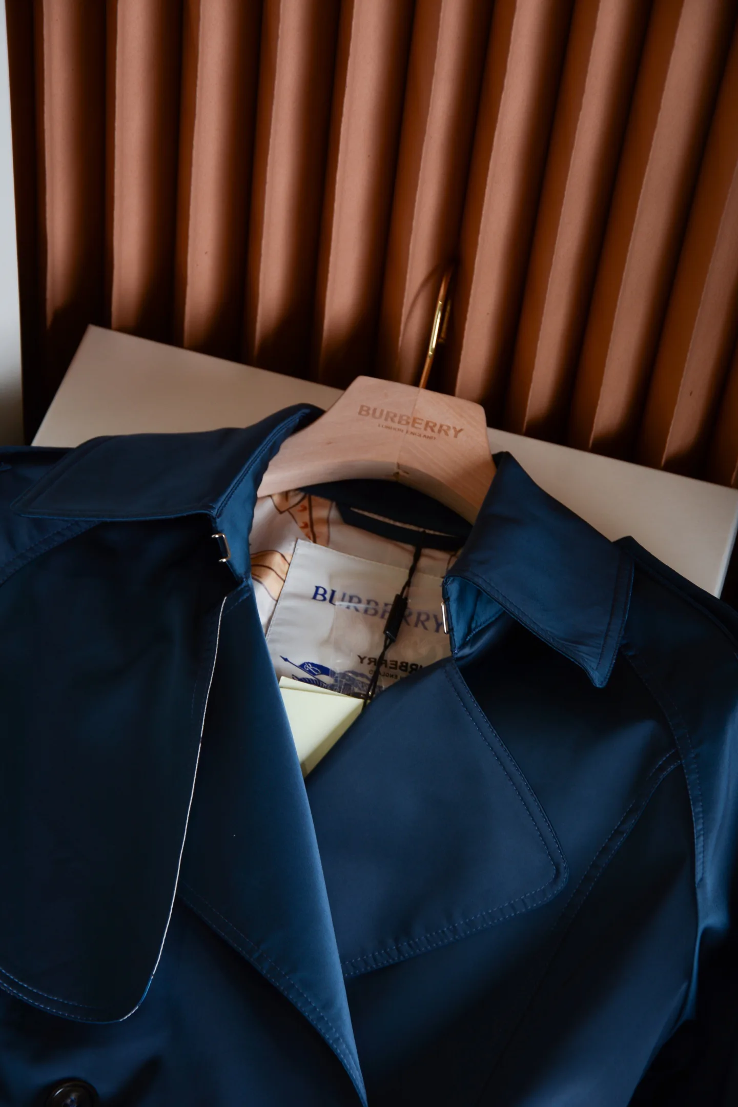 Тренчи Женские Burberry 17906707