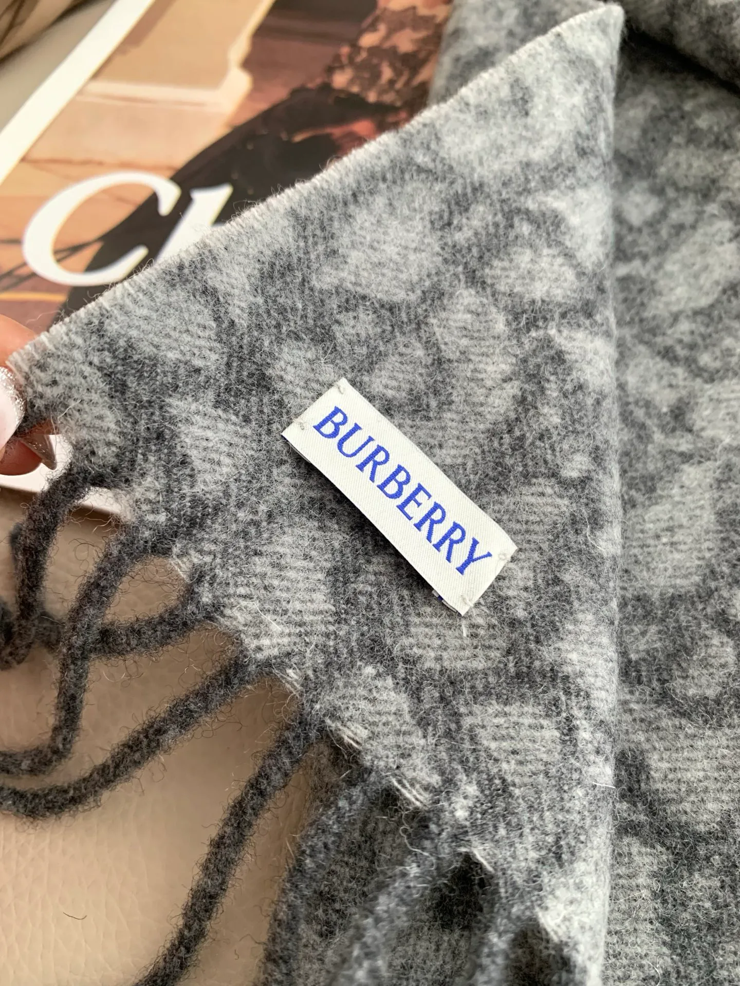 Шарфы Burberry 18222531