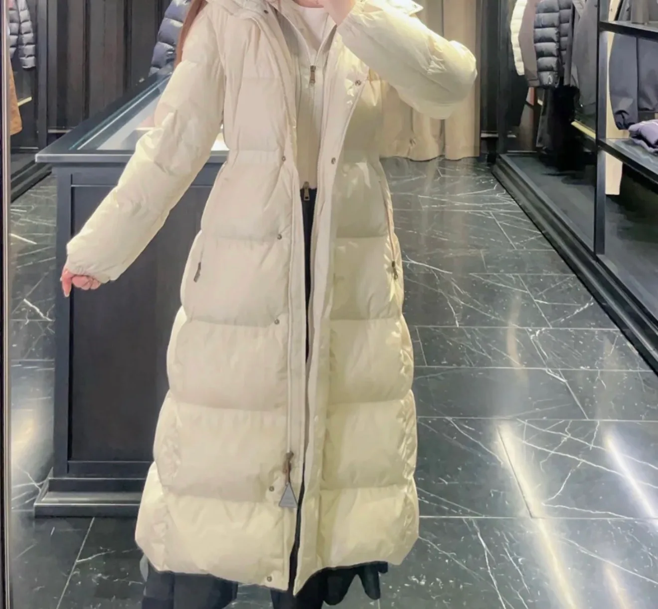 Куртки И Пуховики Женские Moncler 18111771