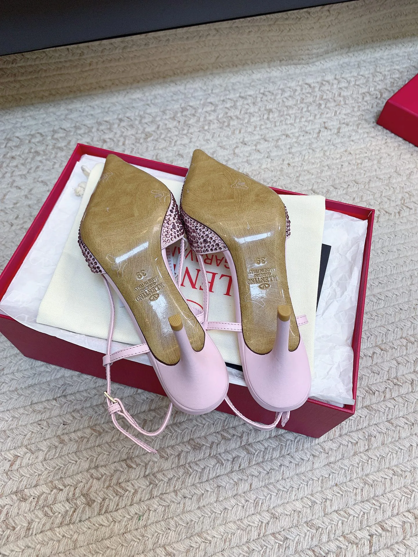 Босоножки Женские Valentino 19484612