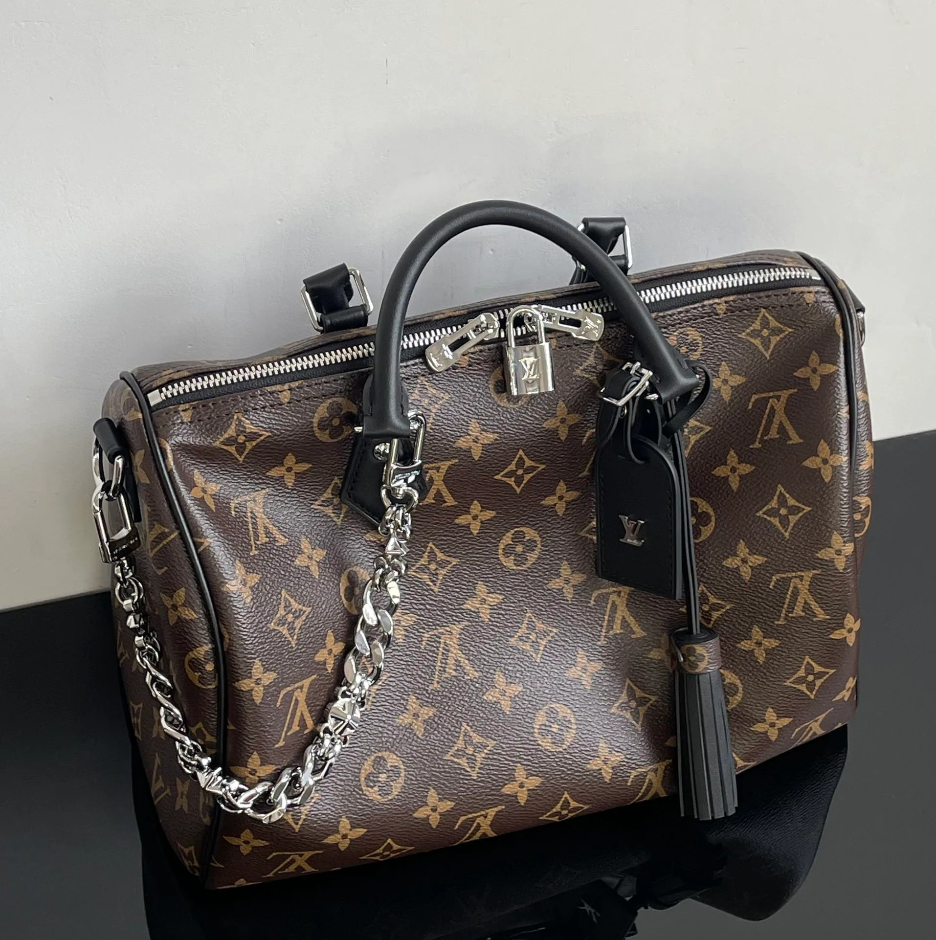 Классические Сумки Женские Louis Vuitton 11564793