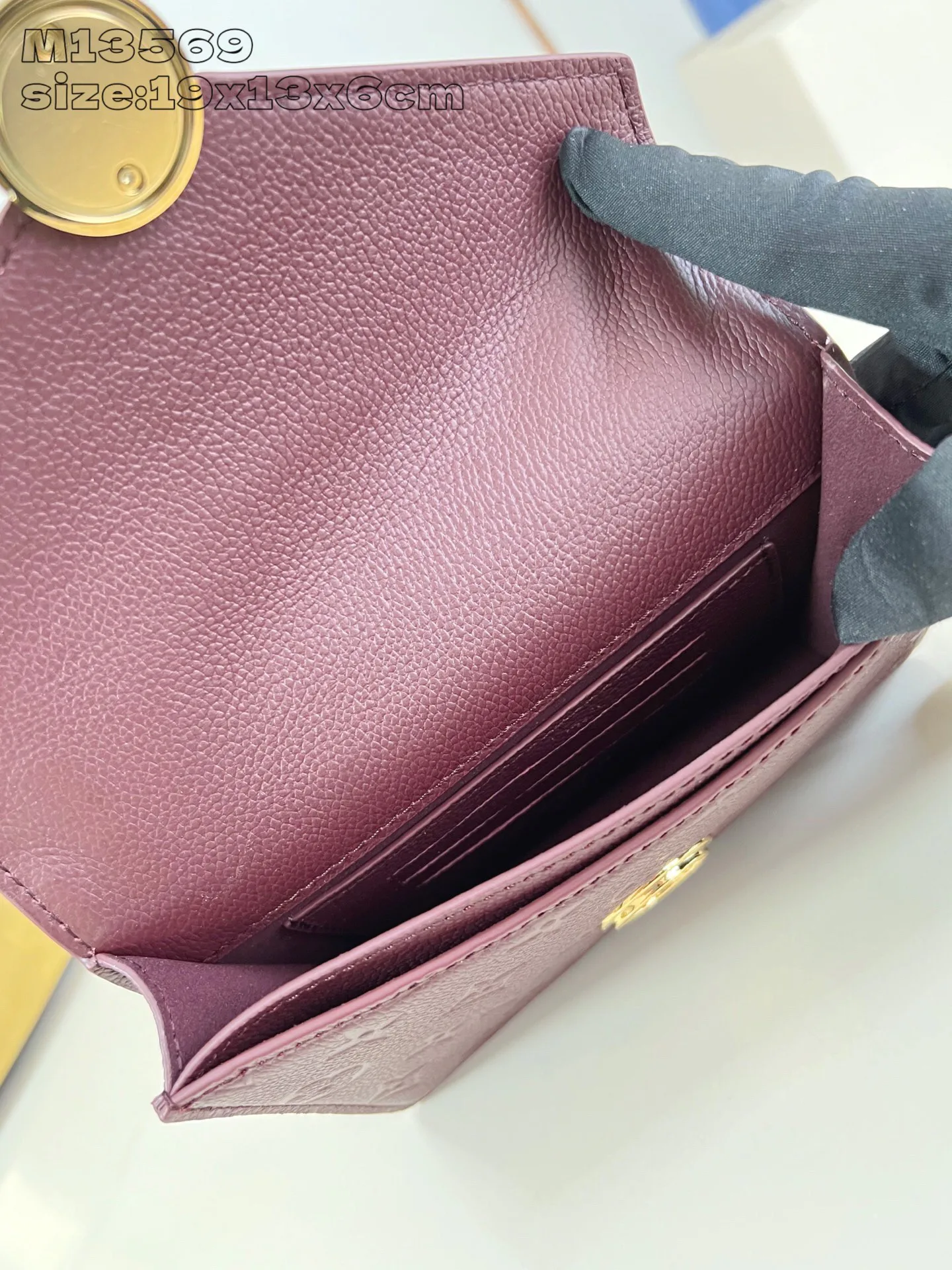 Клатчи Женские Louis Vuitton 186082