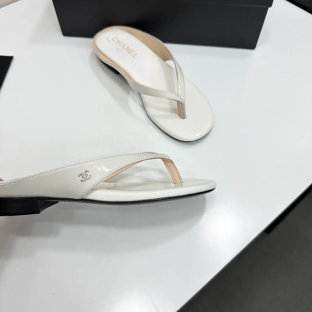 Шлепанцы Женские Chanel 11946890