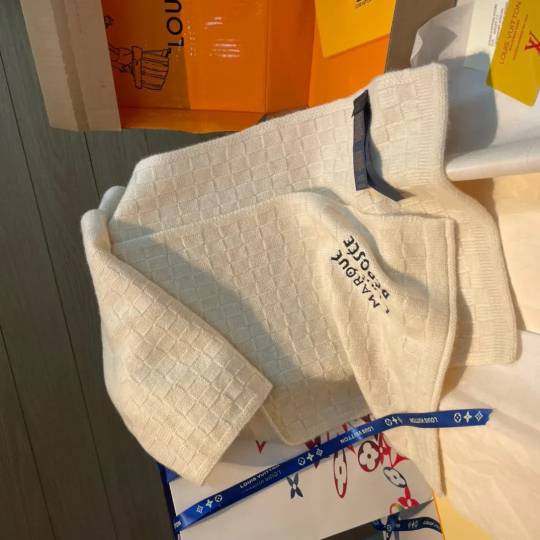 Шарфы Louis Vuitton 412452