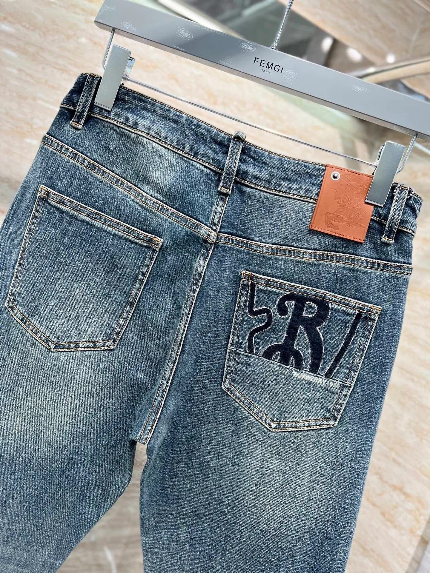 Джинсы Мужские Burberry 10610601