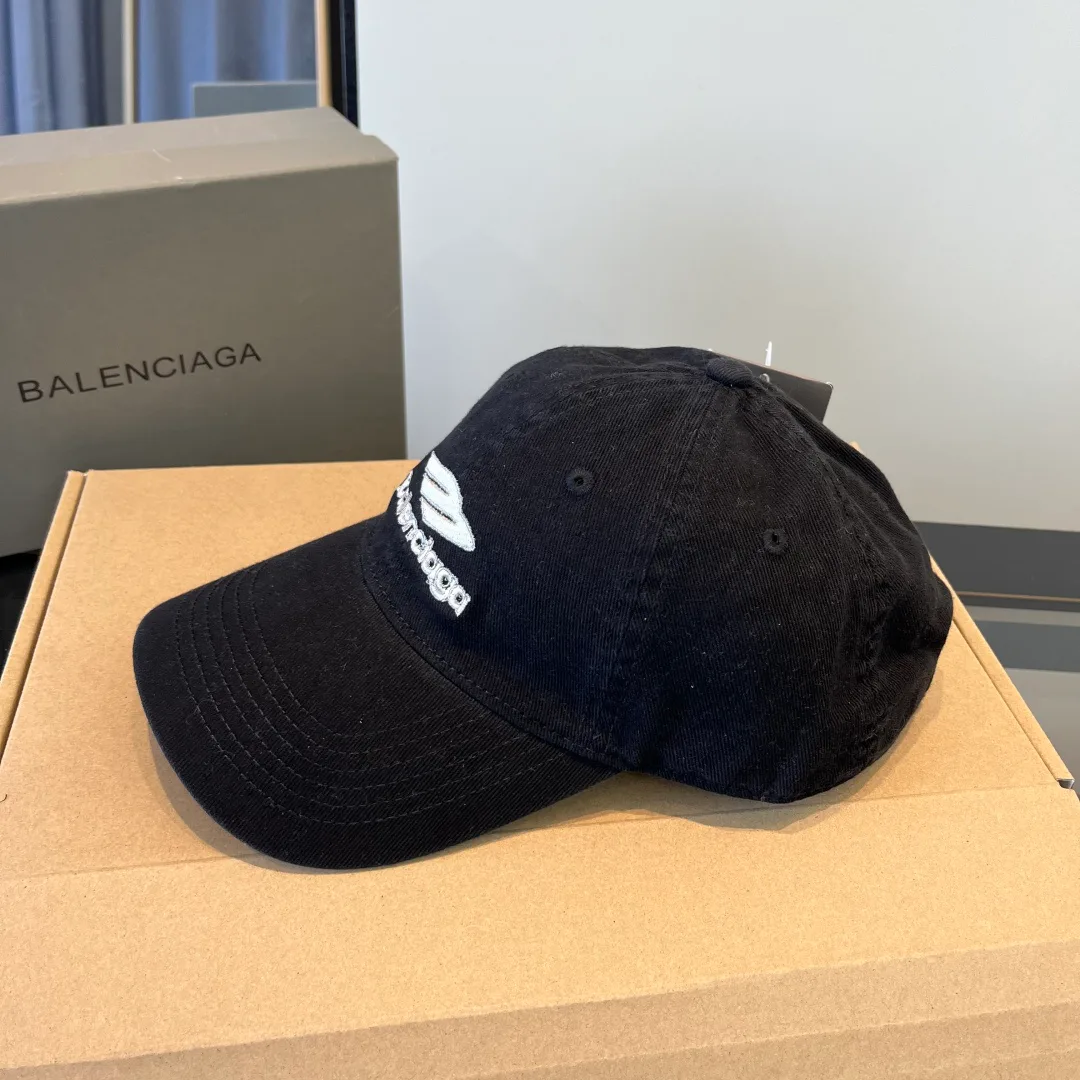 Головные Уборы Balenciaga 10776500