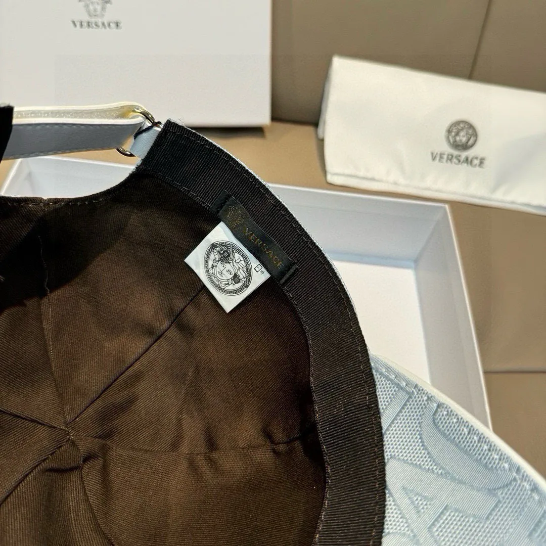 Головные Уборы Versace 11055576