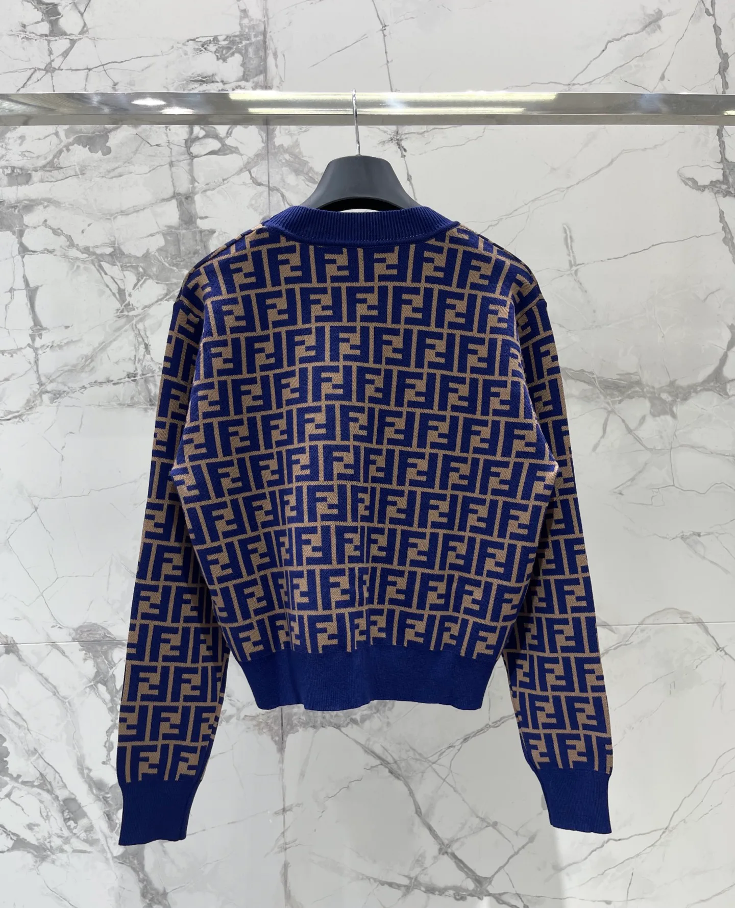 Джемперы И Свитеры Женские Fendi 18211653