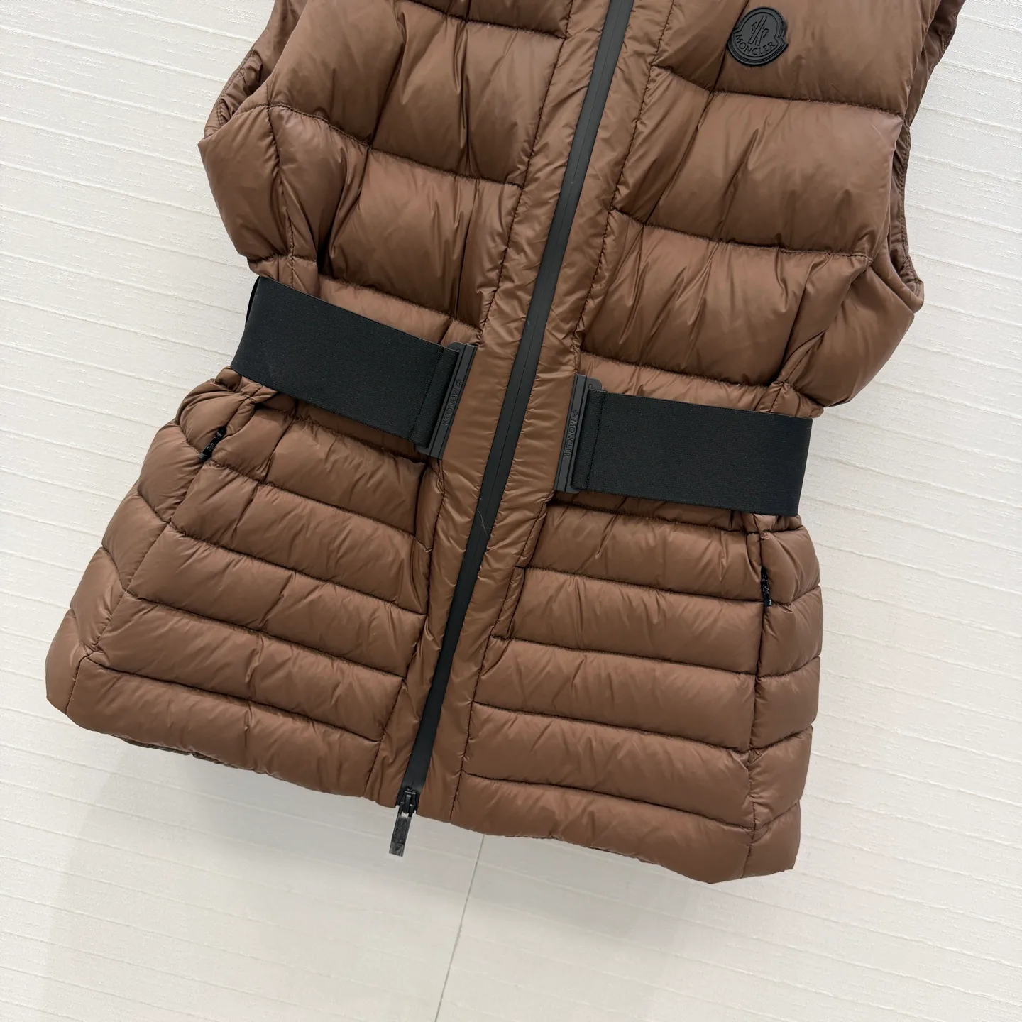 Жилеты Женские Moncler 18022884
