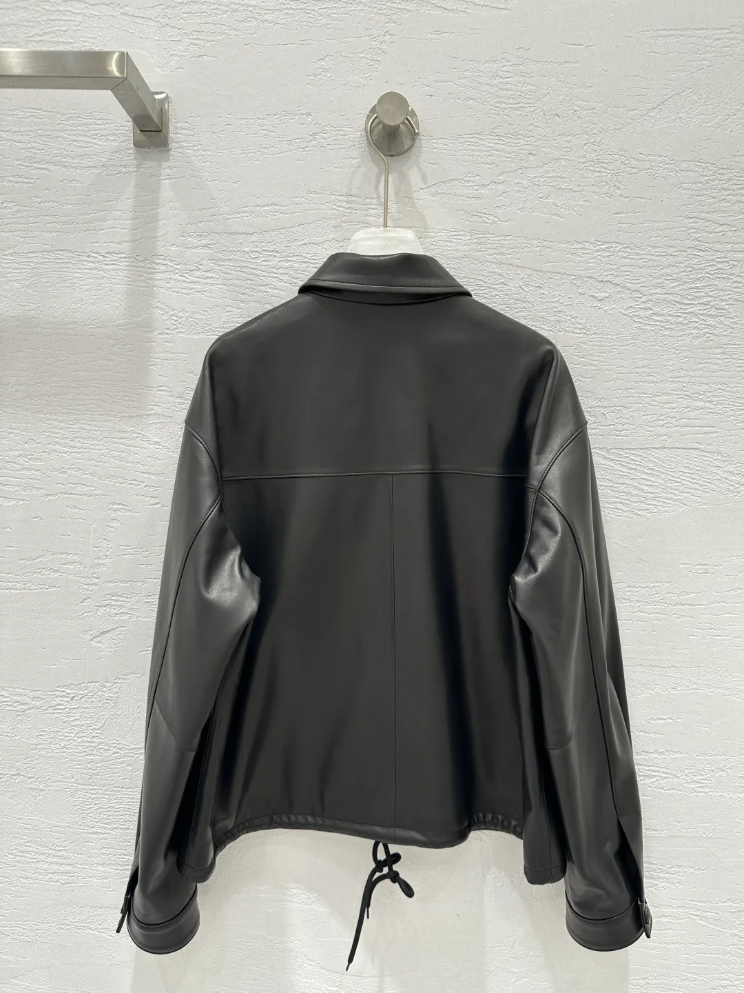 Кожаные Куртки И Дублёнки Женские Prada 1918924