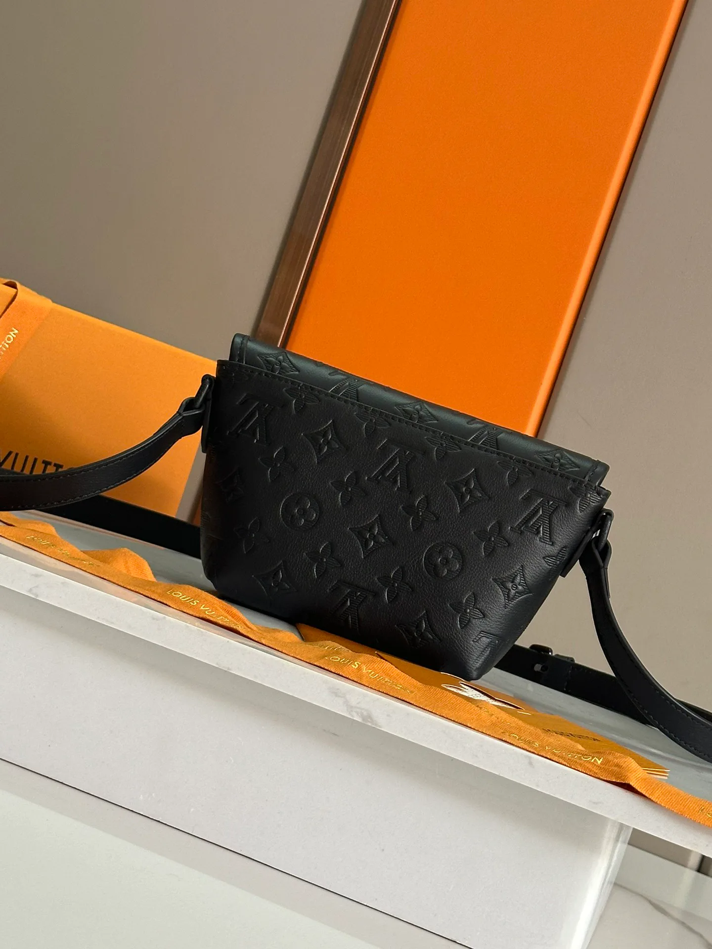 Поясные Сумки Мужские Louis Vuitton 599537