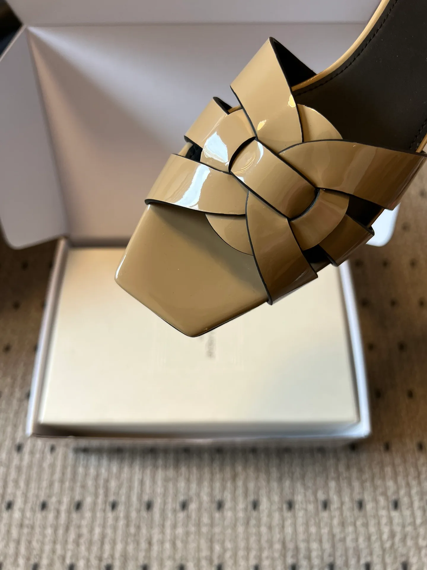 Сандалии Женские Saint Laurent 11239353