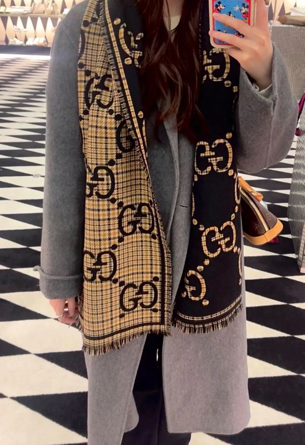 Шарфы Gucci 832118