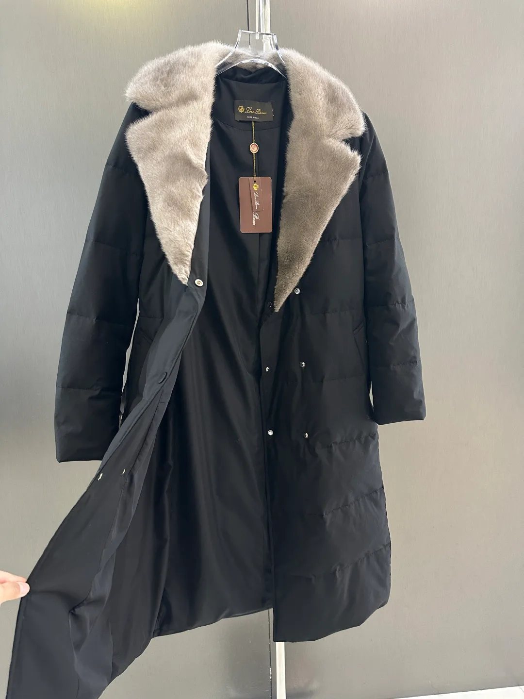 Пуховики Женские Loro Piana 556954