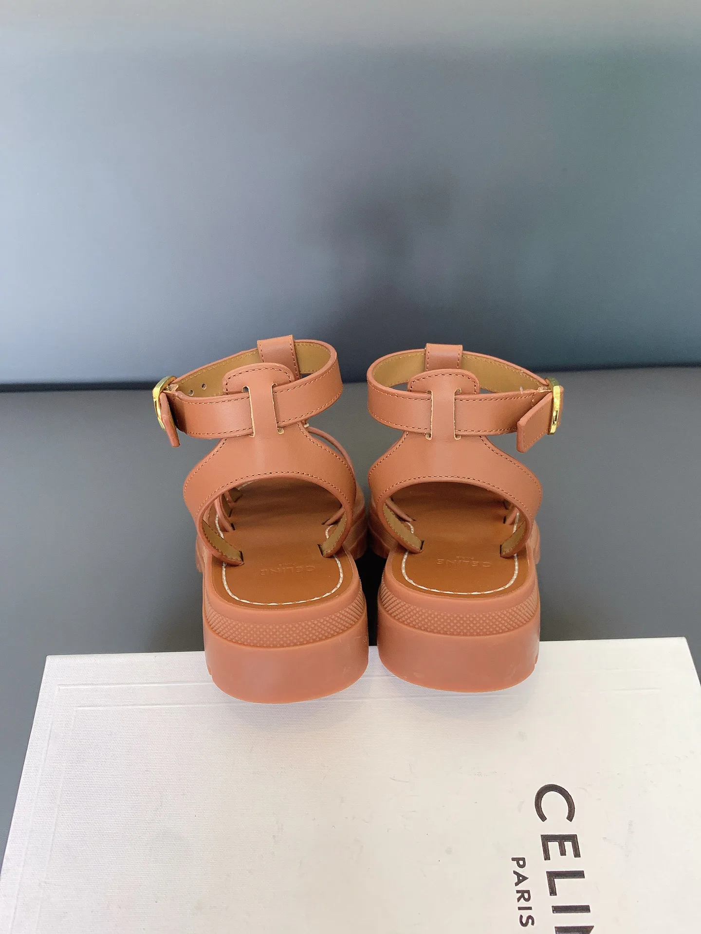Босоножки Женские Celine 17656601