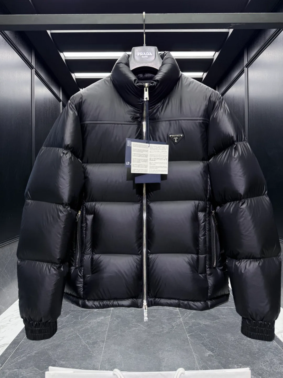 Куртки И Пуховики Женские Prada 4039663