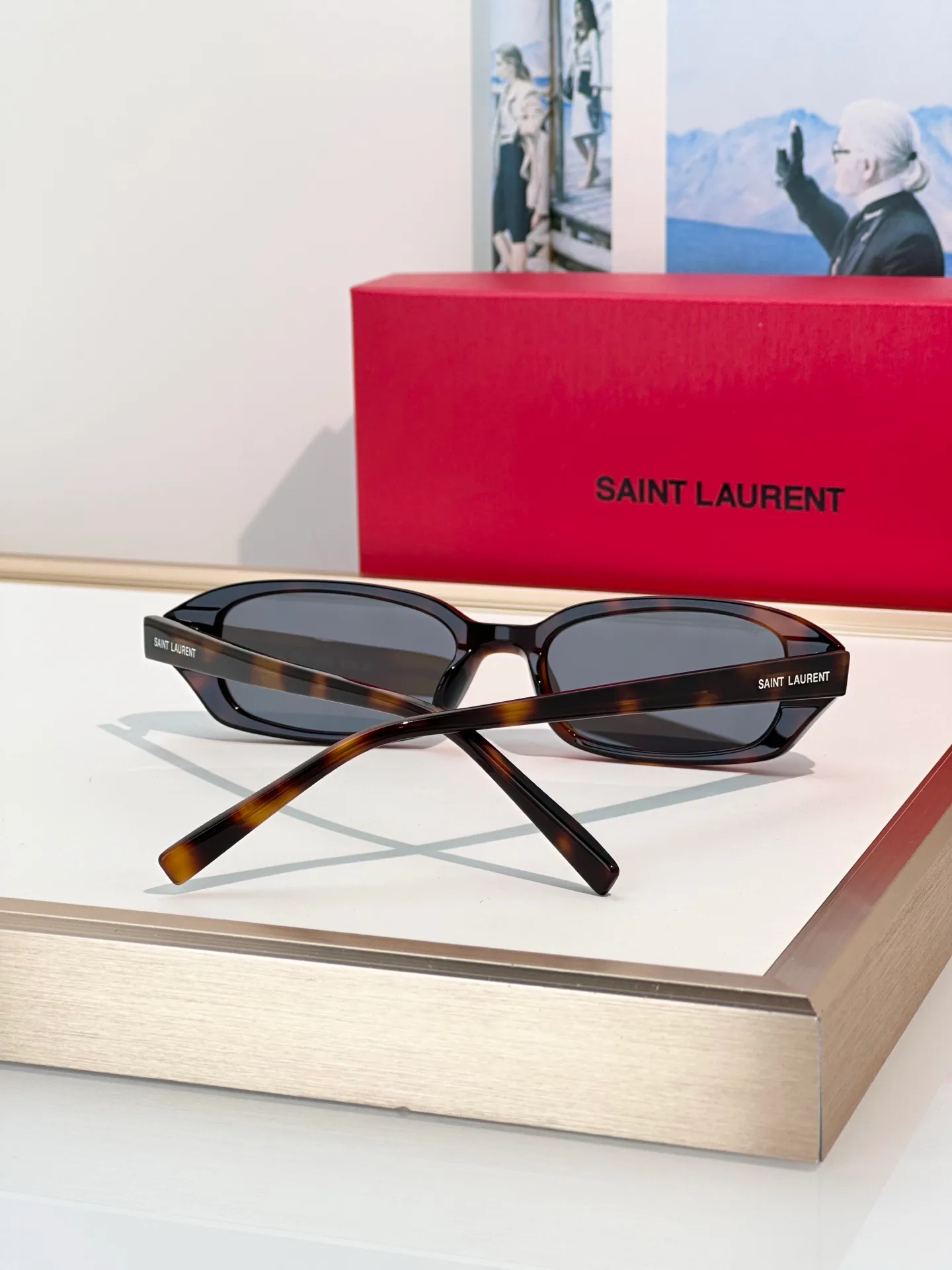 Очки Saint Laurent 18216388
