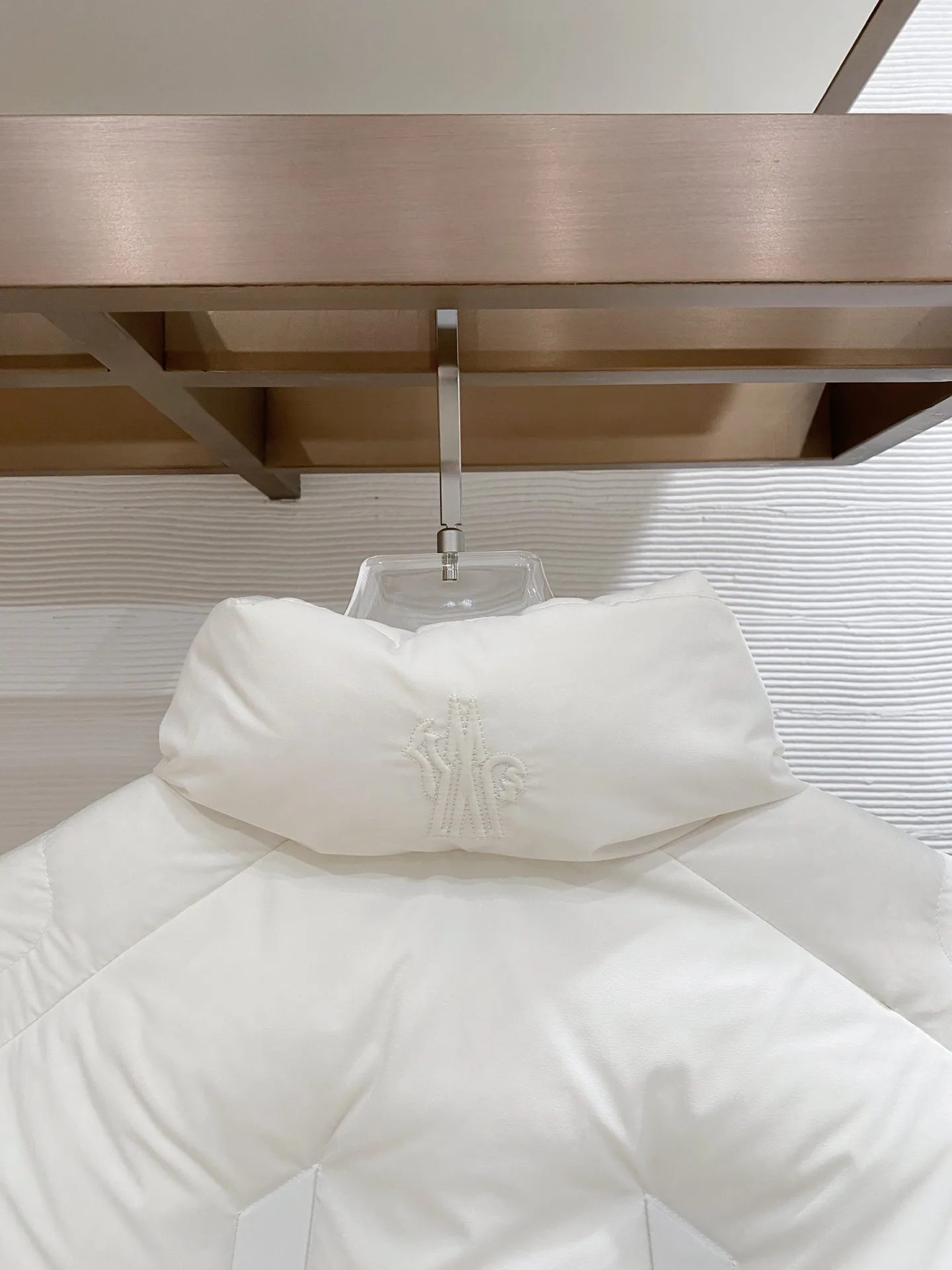 Куртки И Пуховики Мужские Moncler 1309601