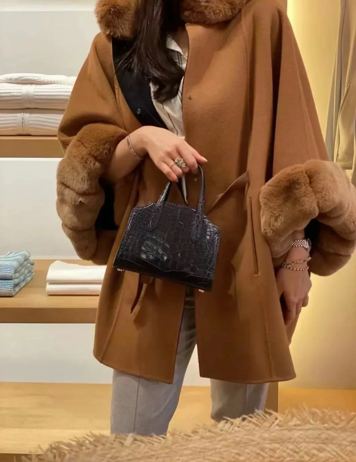 Пальто Женские Loro Piana 17998409