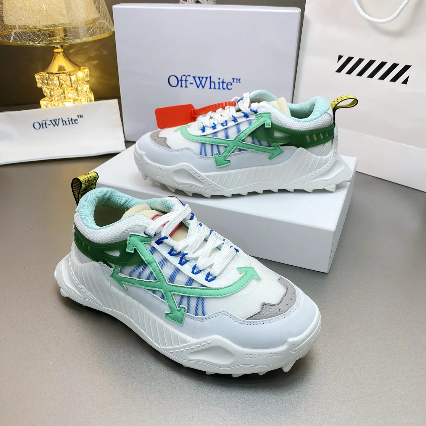 Кроссовки Женские Off-White 17530525