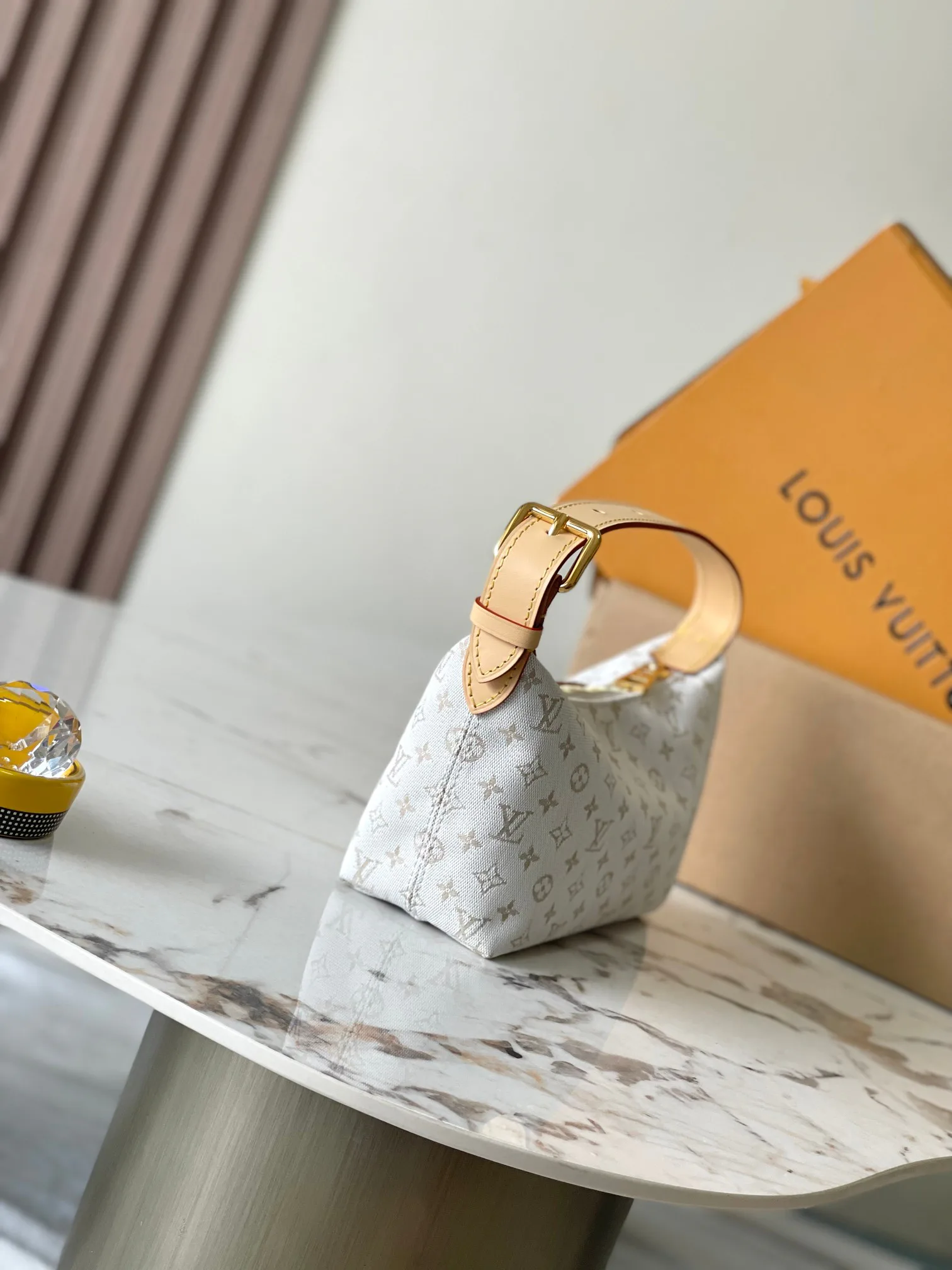 Клатчи Женские Louis Vuitton 15089504