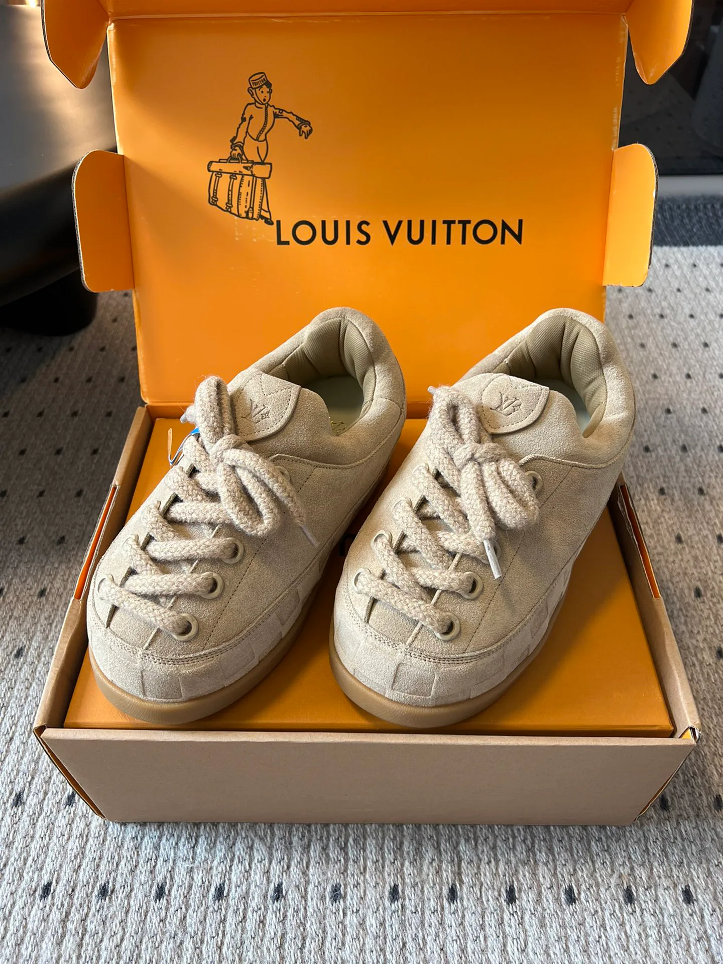 Кроссовки Женские Louis Vuitton 153609