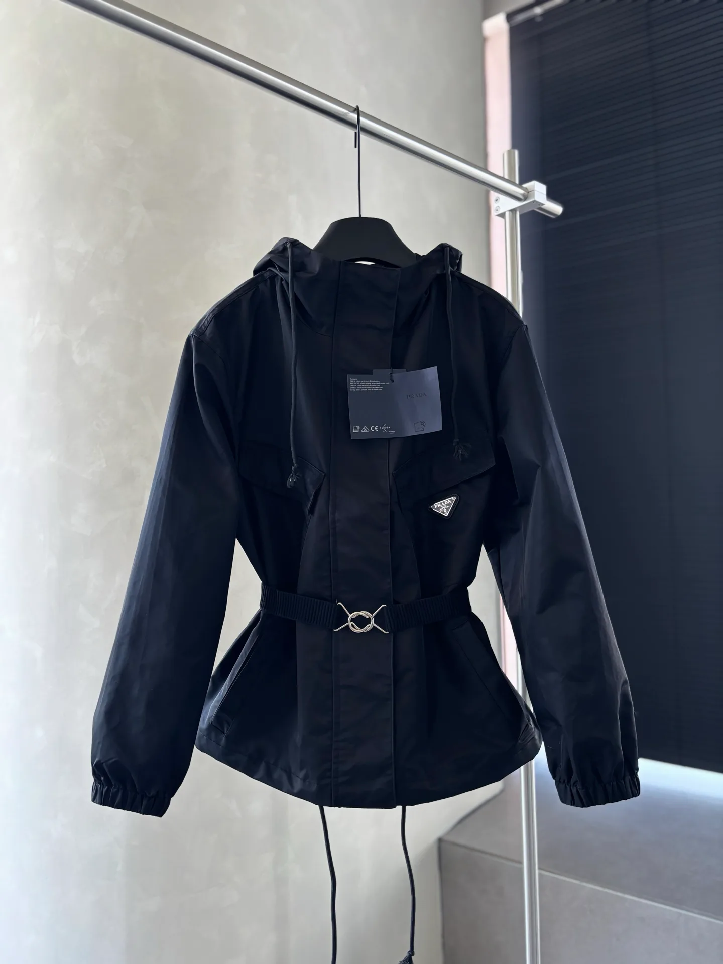 Куртки И Пуховики Женские Prada 11479489