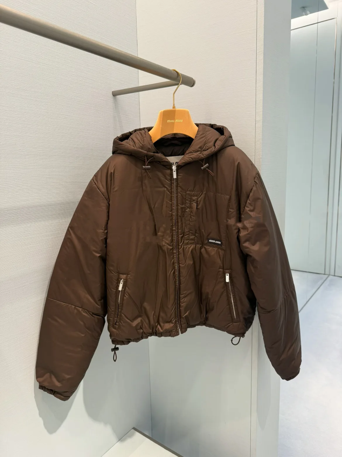 Куртки И Пуховики Женские Miu Miu 19234885