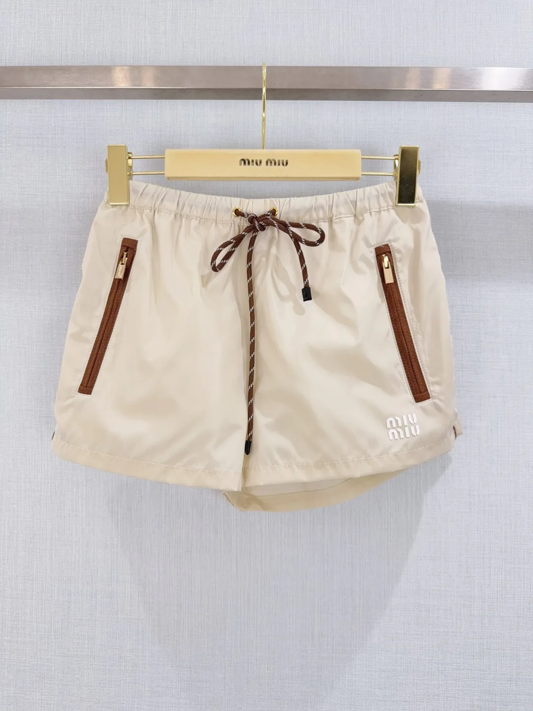 Шорты Женские Miu Miu 13576186