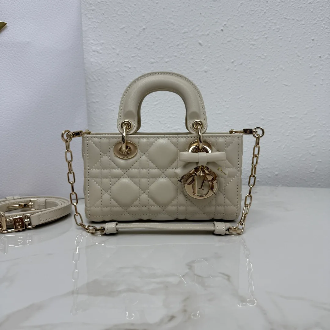 Классические Сумки Женские Christian Dior 17601435