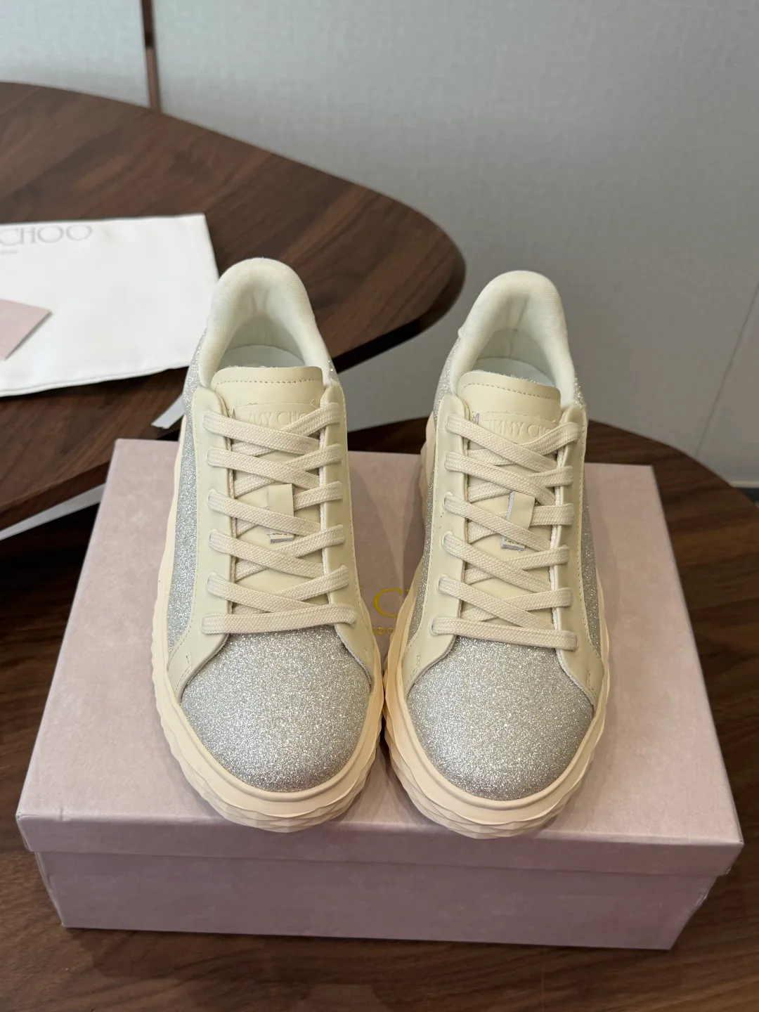 Кроссовки Женские Jimmy Choo 17923008