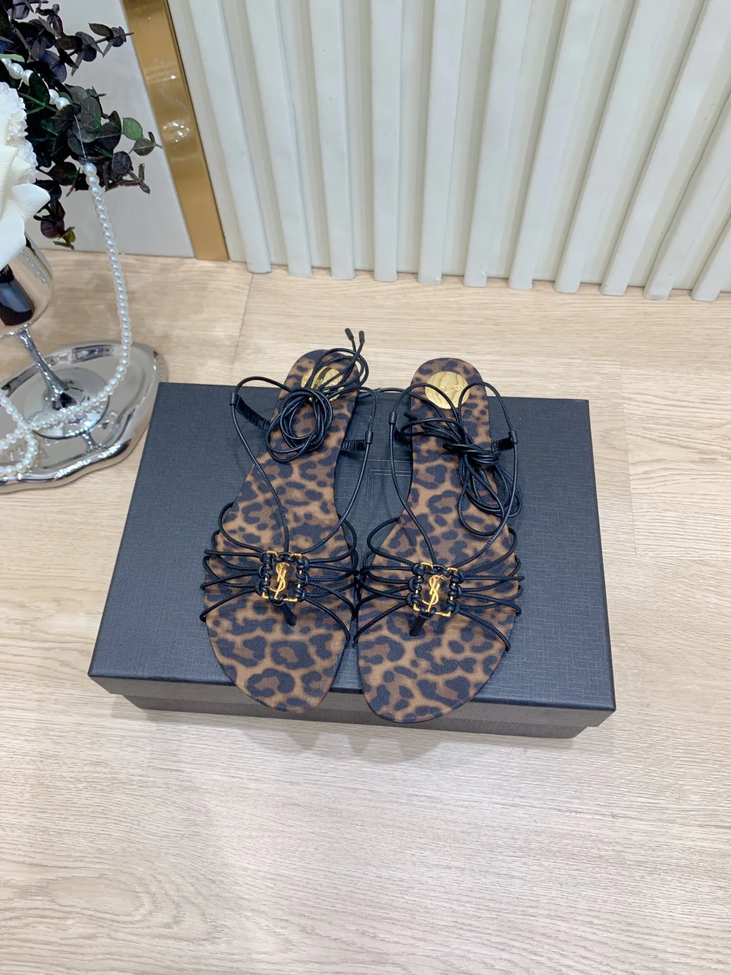 Сандалии Женские Saint Laurent 4511900