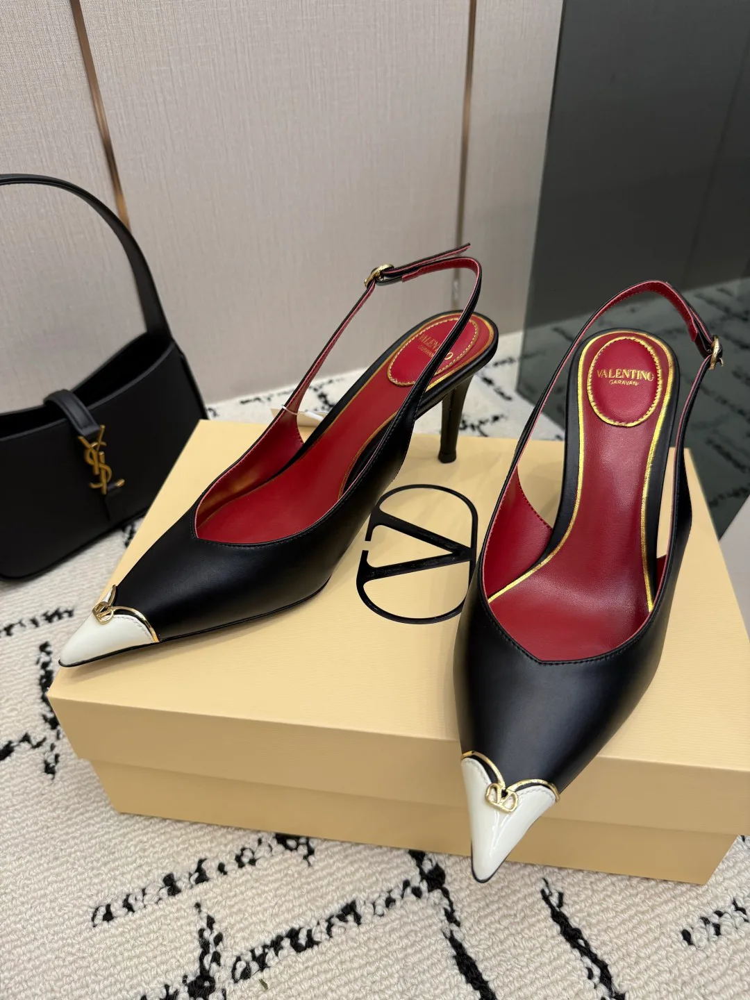Туфли Женские Valentino 17937579