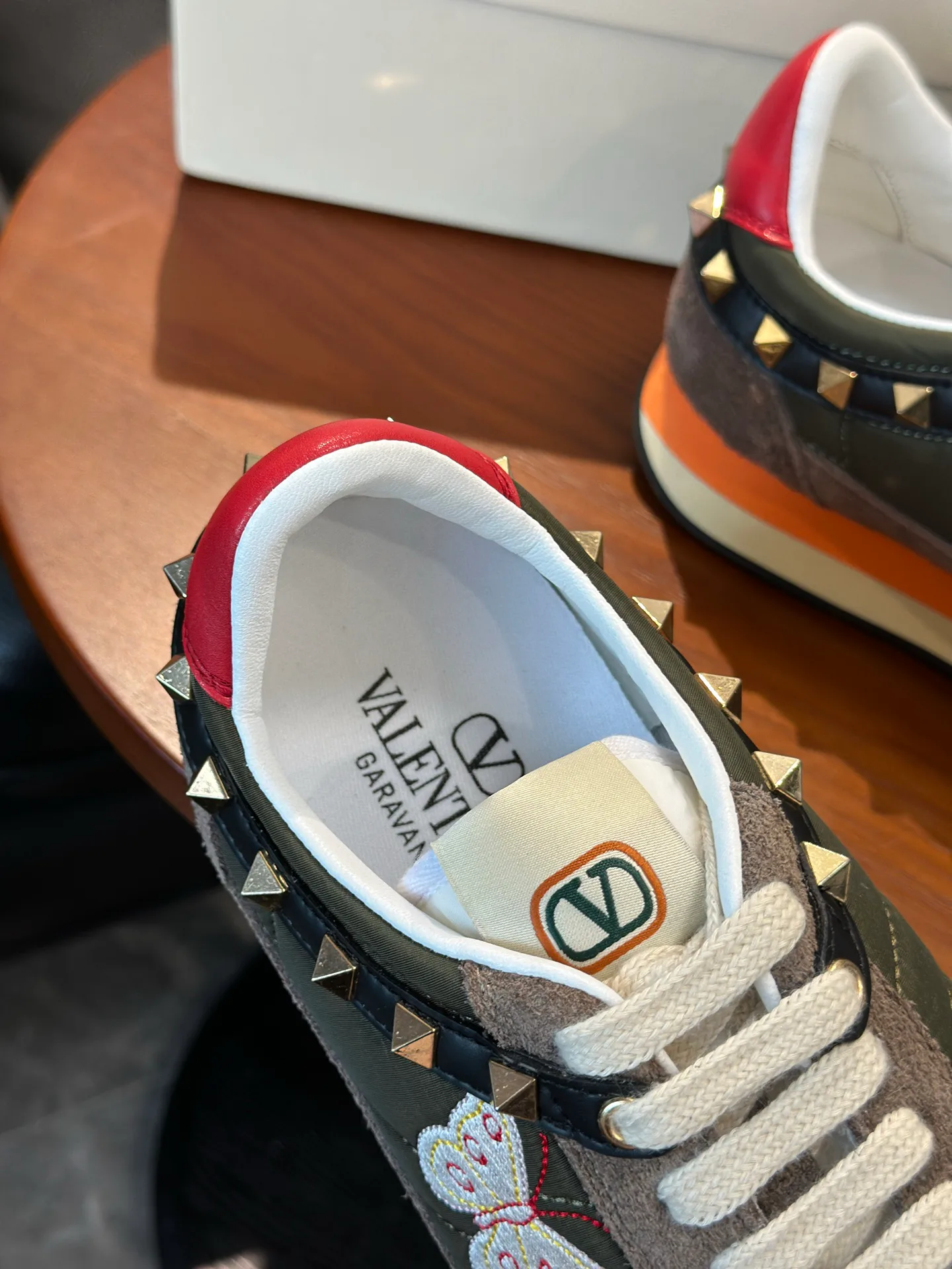 Кроссовки Женские Valentino 20078664