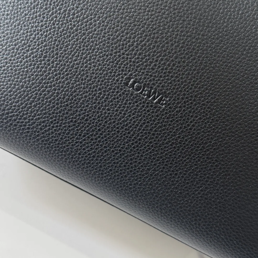 Классические Сумки Женские Loewe 17502843