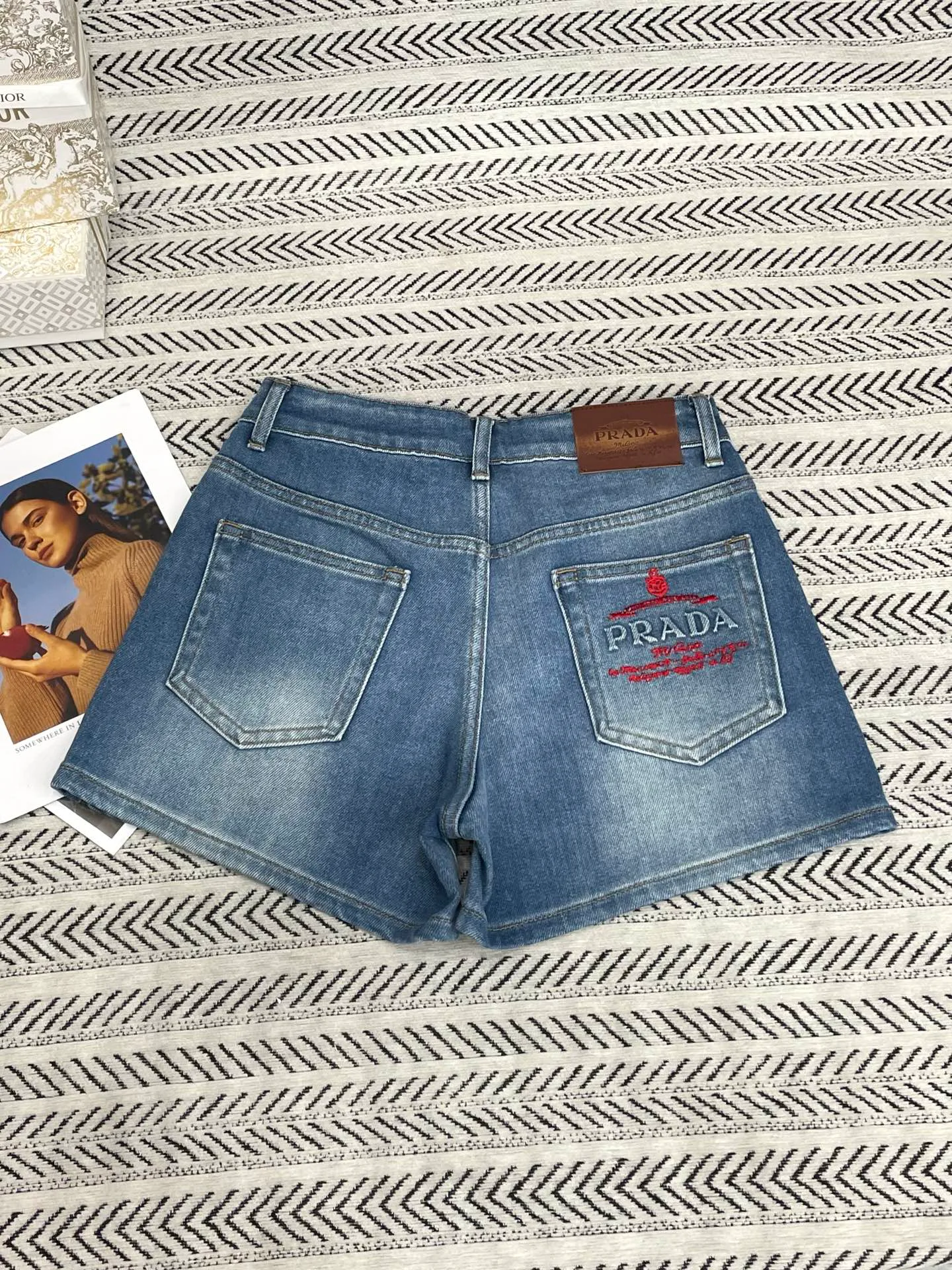 Шорты Женские Prada 11763862
