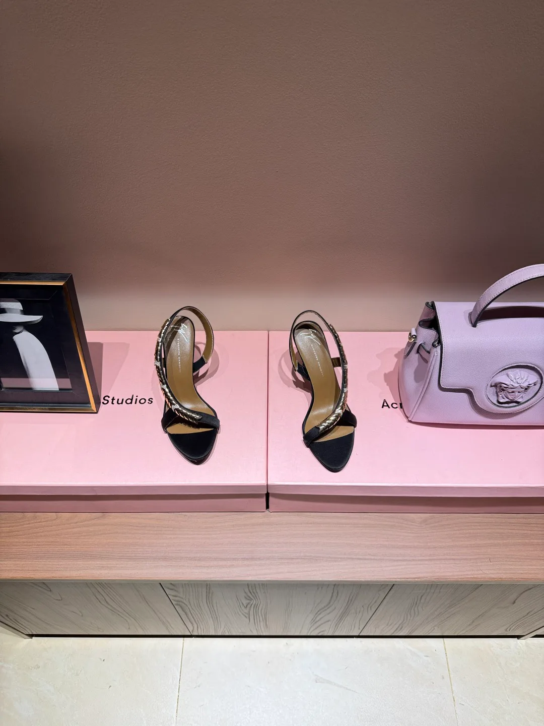 Босоножки Женские Giuseppe Zanotti 11268847