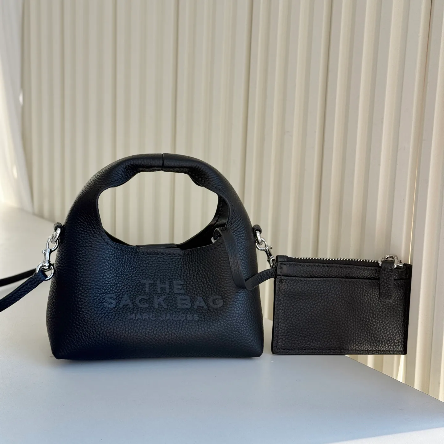 Клатчи Женские Marc Jacobs 1880563