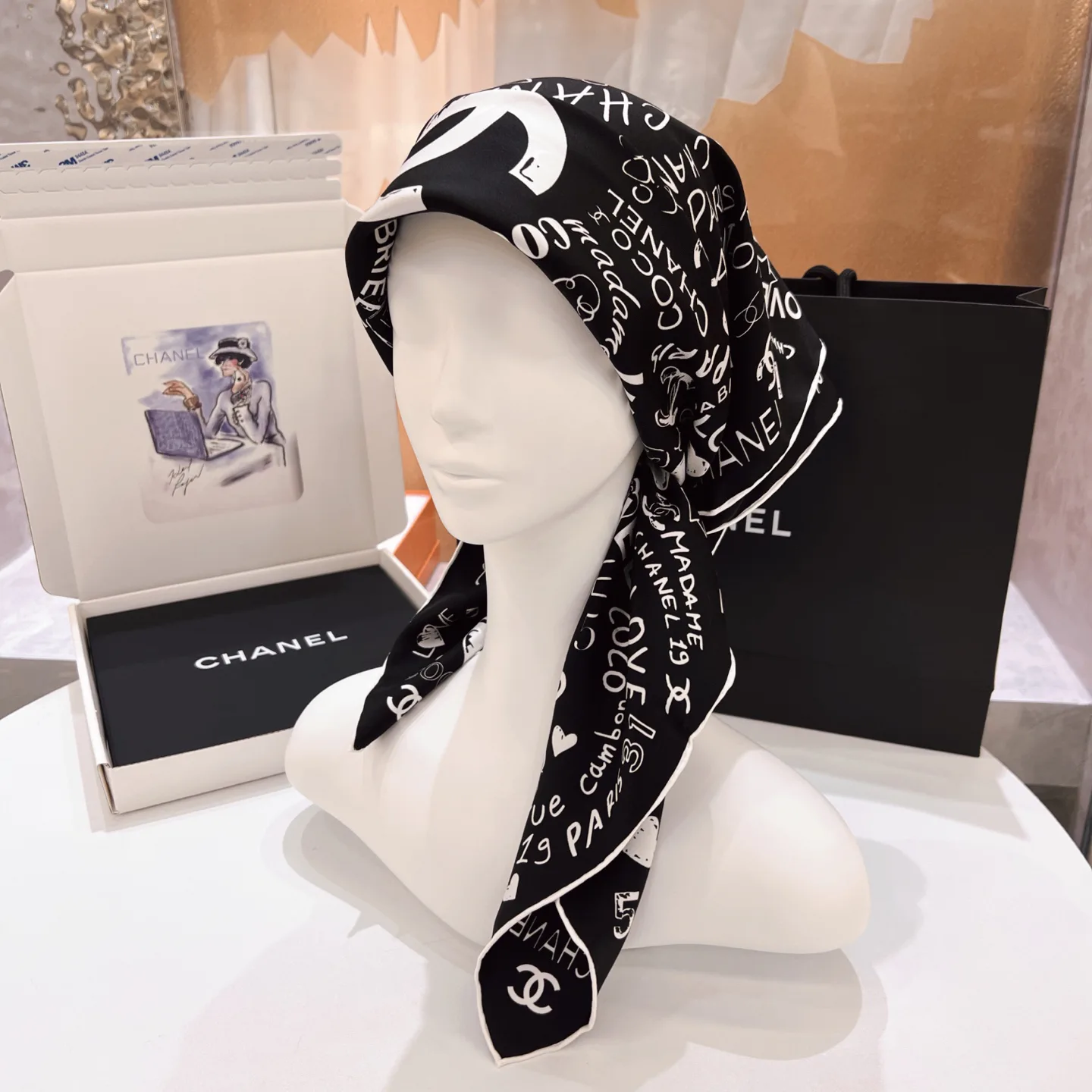Платки Chanel 11192917