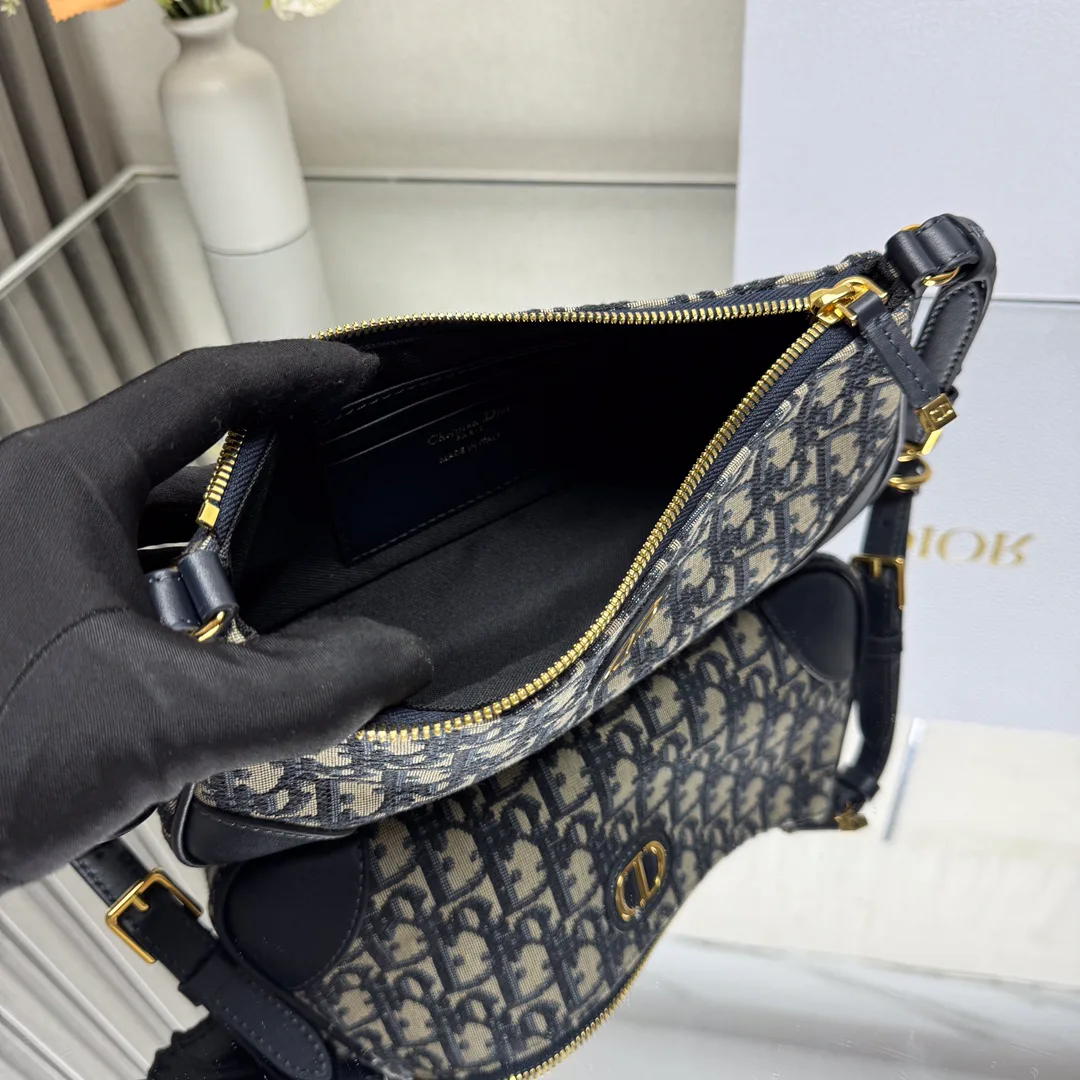 Сумки На Ремне Женские Christian Dior 11630256