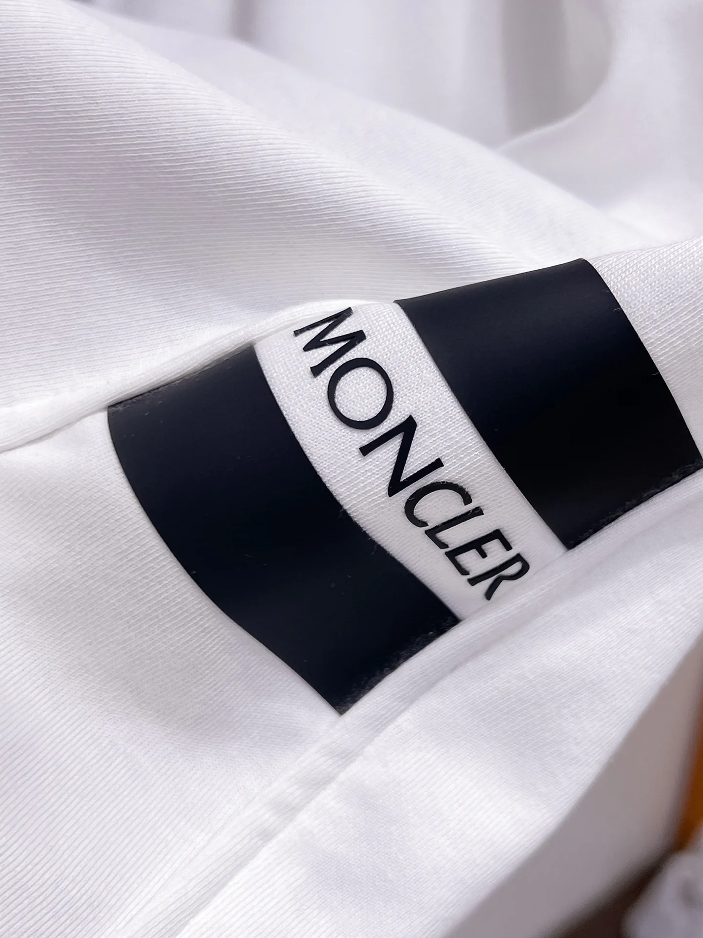 Шорты Мужские Moncler 13417633