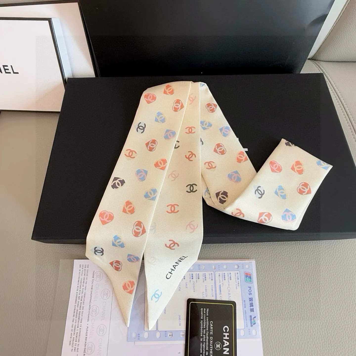 Платки Chanel 11888319
