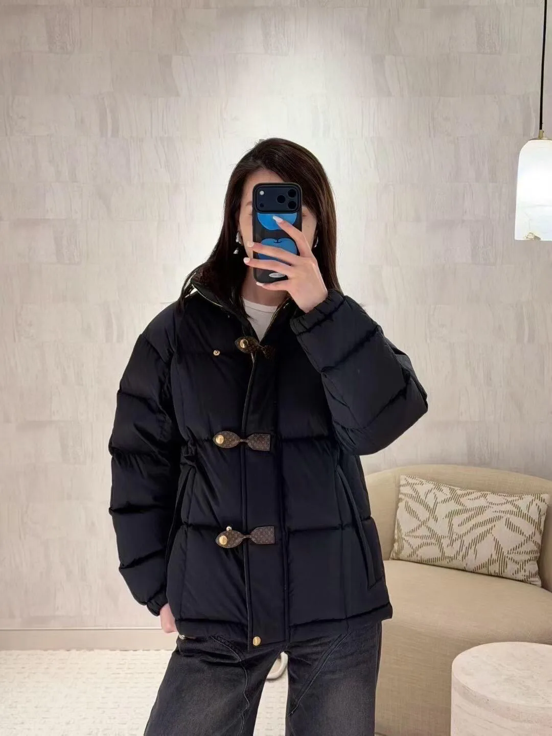 Куртки И Пуховики Женские Louis Vuitton 5929125